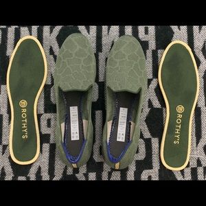 EUC Rothy’s Safari Loafers Size 10